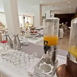 Golden Sun 酒店 菲尼孔塔