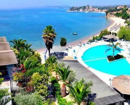 Golden Sun Hotel