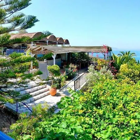 Hotel Golden Sun Finikounta