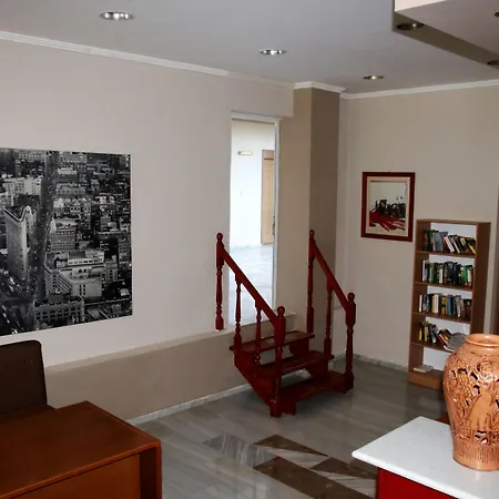 Hotell Golden Sun Finikounta