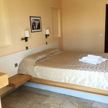 Hotel Golden Sun Finikounta