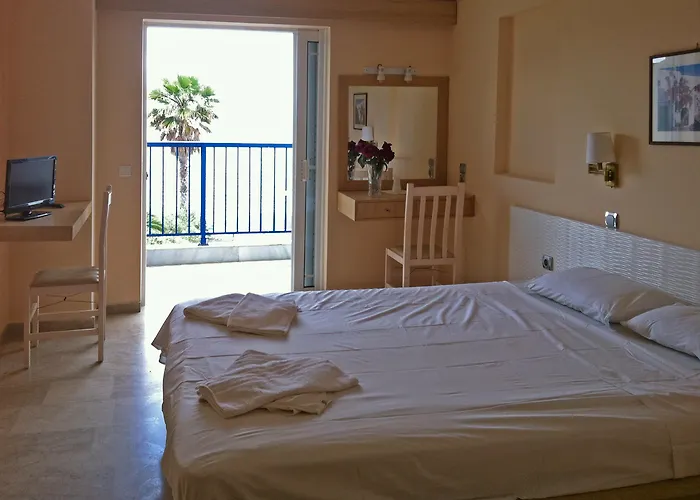 Golden Sun 3* Finikounta