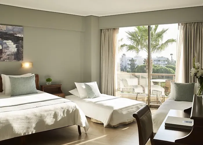 Hotell Golden Sun 3*